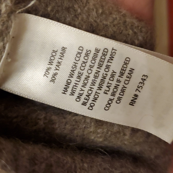 Max Studio Brown Knit Sweater - Picture 4 of 4